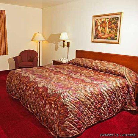 Family Budget Inn Bethany Pokoj fotografie